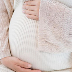 在清迈🇯🇲夜市，🥶国内有代孕机构吗独自出国的70☯国内有代孕机构吗